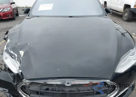 2014 Tesla Model S P85 z USA, uszkodzony, nr VIN 5YJSA1H10EFP61211